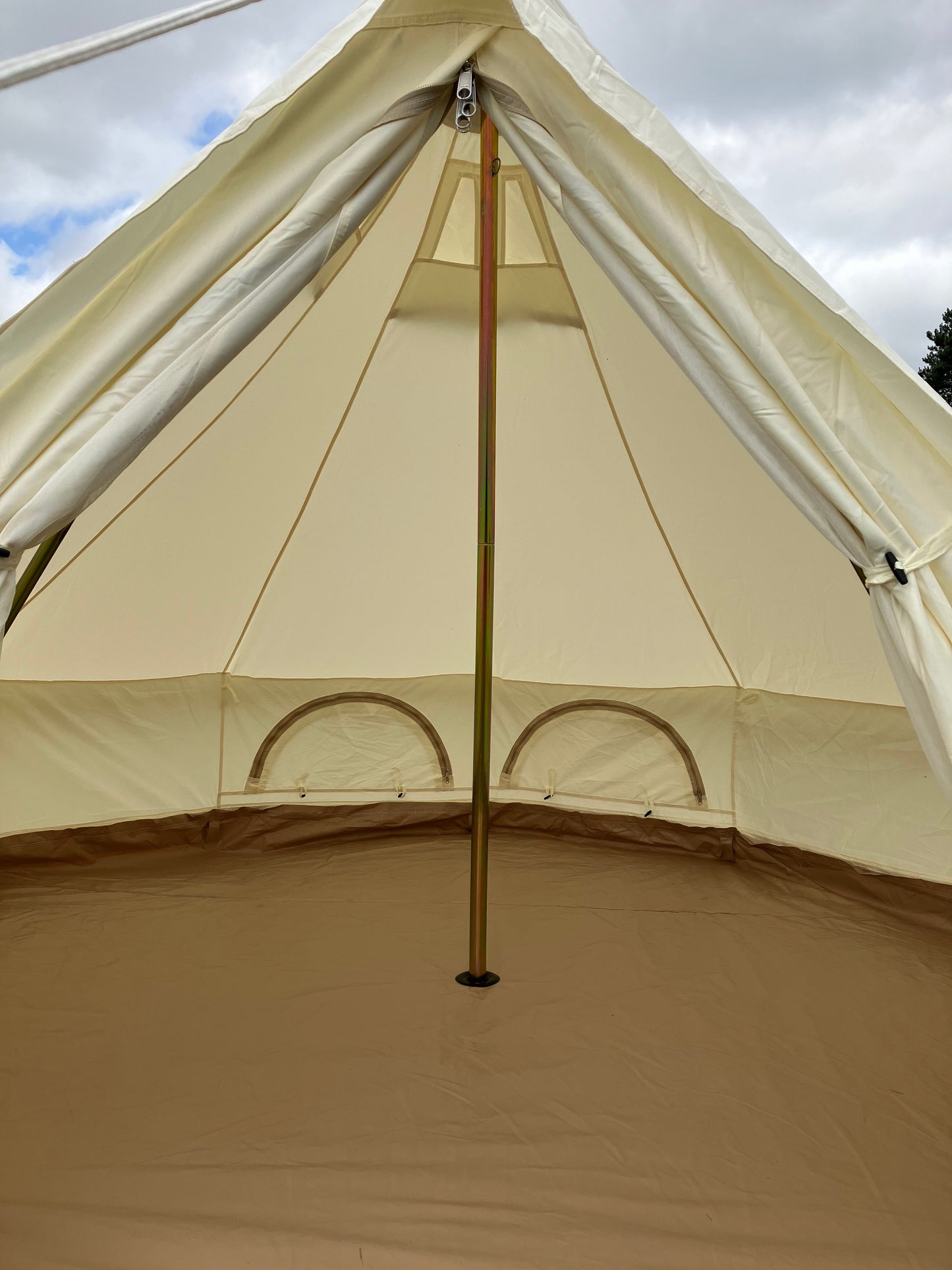 Luxury Oxford Cotton Canvas Bell Tents. 3 sizes available. Free Shipping within the UK.