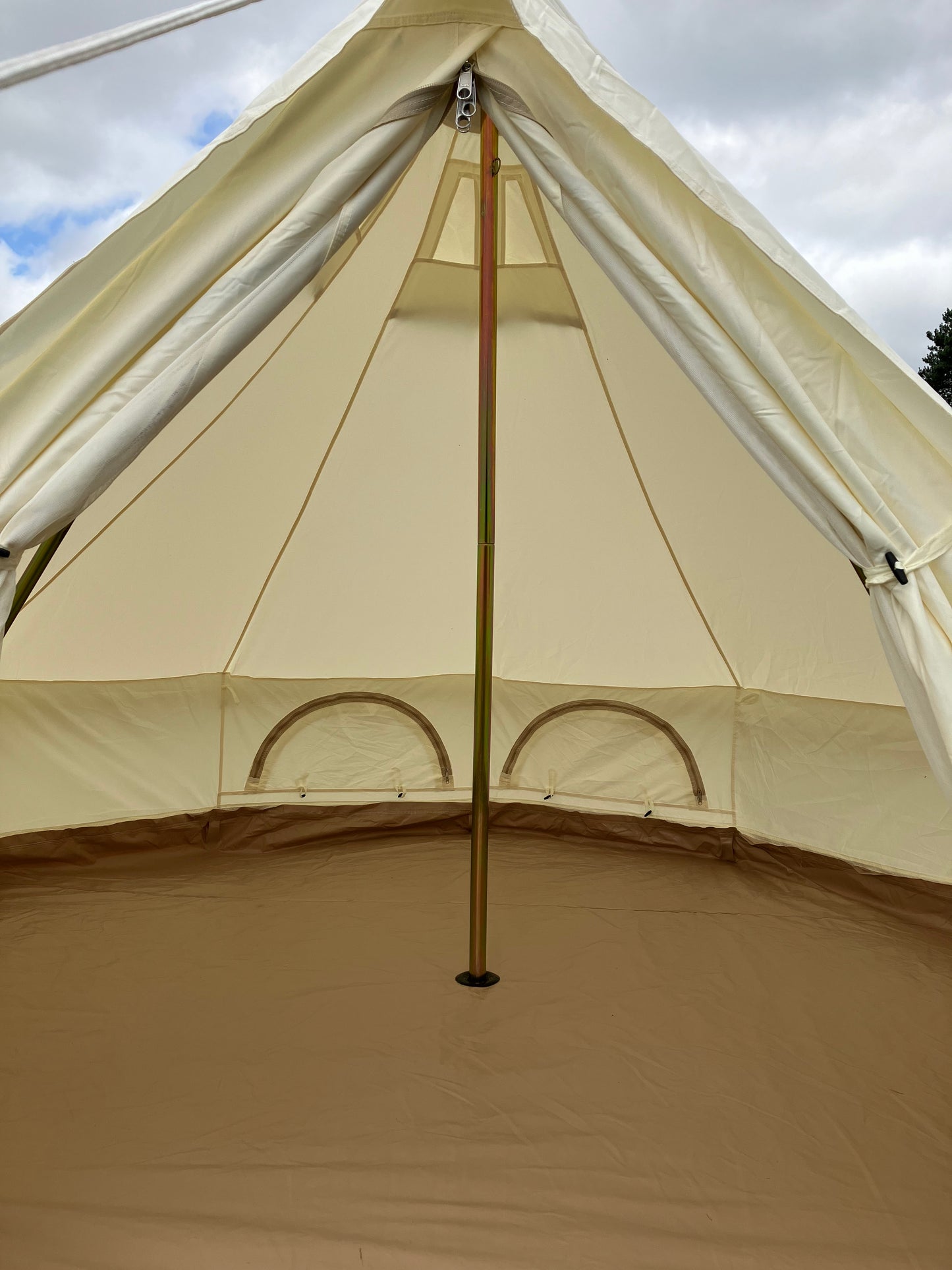 Luxury Oxford Cotton Canvas Bell Tent. 3 sizes available. Free Shipping within the UK.